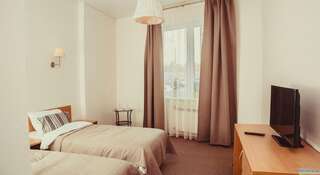 Гостиница Герань Самара Стандартный двухместный номер с 2 отдельными кроватями-3